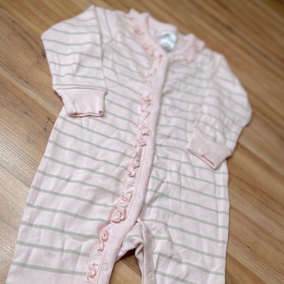 Set of 2 Long Sleeve Sleepers - Modern Moments by Gerber. Roses and Stripes. - Picture 11 of 12